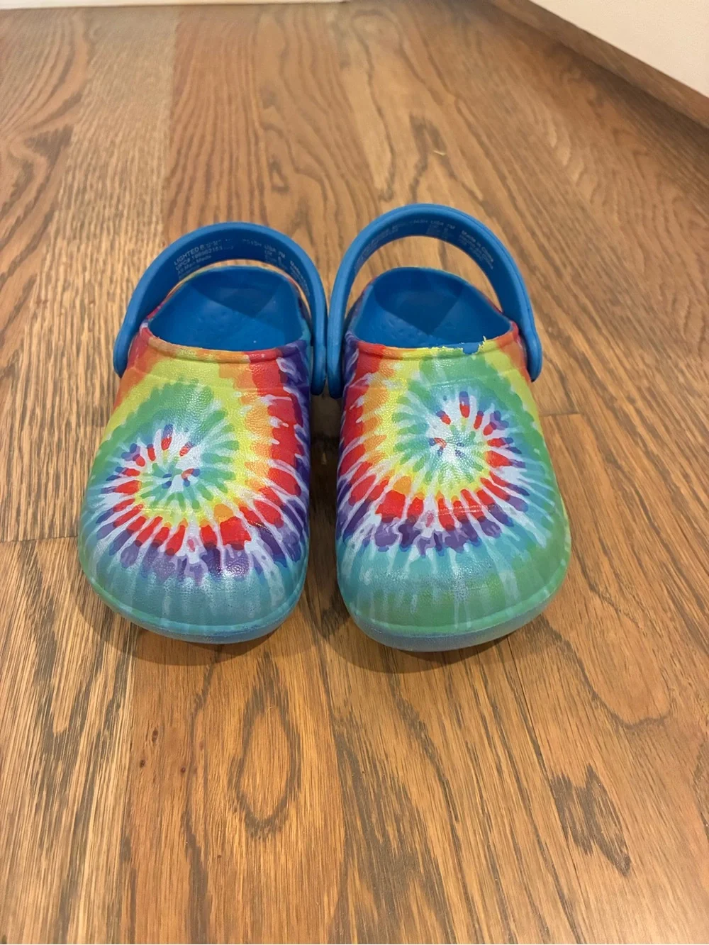 Kids Tie-Dye light up Comfort Clogs with Blue Strap